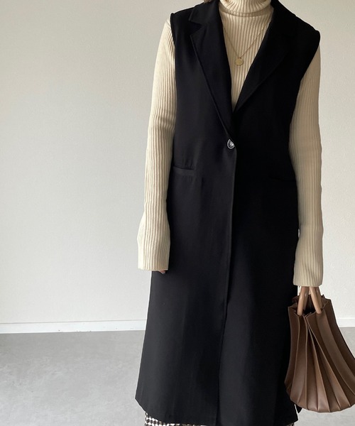 y/m by misato（イムバイミサト）の「エステルツイルテーラードベスト（ベスト・レディース・ブラック/ベージュ・FREE）」の3枚目の写真