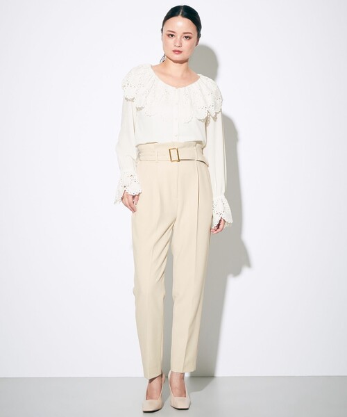 Diagram(ダイアグラム)の「シェル刺繍ブラウス(シャツ/ブラウス・レディース・ブラック/キナリ・36)」の6枚目の写真