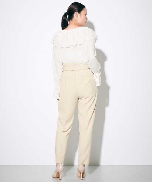 Diagram(ダイアグラム)の「シェル刺繍ブラウス(シャツ/ブラウス・レディース・ブラック/キナリ・36)」の12枚目の写真