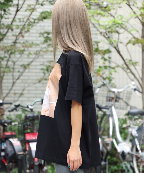 ROOPTOKYO(ループトウキョウ)の「BILLIE EILISH/ビリーアイリッシュ Happier Than Album Cover Tシャツ グラフィックT フォトプリント(Tシャツ/カットソー・メンズ・ブラック・L/XL/M)」の4枚目の写真