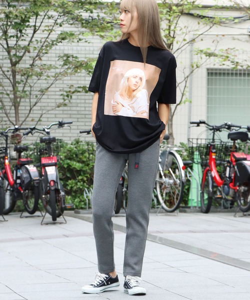 ROOPTOKYO(ループトウキョウ)の「BILLIE EILISH/ビリーアイリッシュ Happier Than Album Cover Tシャツ グラフィックT フォトプリント(Tシャツ/カットソー・メンズ・ブラック・L/XL/M)」の12枚目の写真
