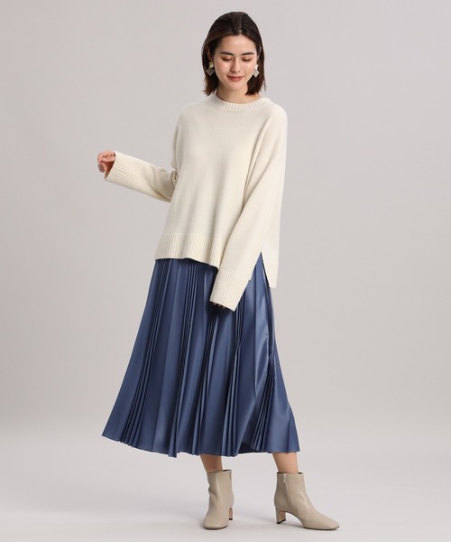 INED（イネド）の「ドロップショルダークルーニット（ニット/セーター・レディース・オフホワイト/その他/モカ/ネイビー/イエロー・9号）」の13枚目の写真