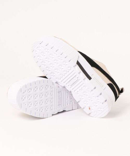 PUMA(プーマ)の「PUMA プーマ メイズ ボタニクス ウィメンズ スニーカー(スニーカー・レディース・ベージュ系その他・22.5cm/23.5cm/24.5cm/25.5cm/23.0cm/24.0cm/25.0cm/22.0cm)」の2枚目の写真