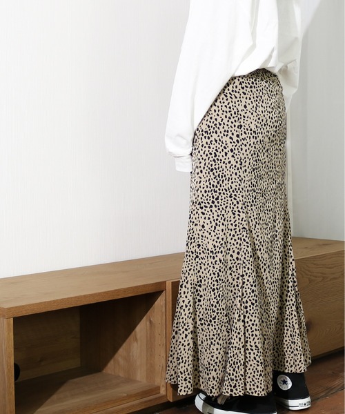 Per sist ence（パーシエンス）の「Per sist ence/パーシエンス　レオパードプリントマーメイドスカート（スカート・レディース・ベージュ・FREE）」の13枚目の写真