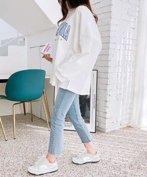 Dalfwin（ダールフィン）の「韓国ファッションCALIFORNIAカレッジロゴオーバーサイズスウェット（スウェット・レディース・グレー/ブラック/ベージュ/ベージュ系その他/ブラック系その他/グレー系その他/アイボリー・FREE）」の11枚目の写真