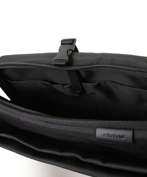 Cote&Ciel（コートエシエル）の「【Cote＆Ciel / コートエシエル】22SS RISS ECO YARN / JAPAN LIMITED(メッセンジャーバッグ)（メッセンジャーバッグ・メンズ・グレー/ブラック・FREE）」の6枚目の写真