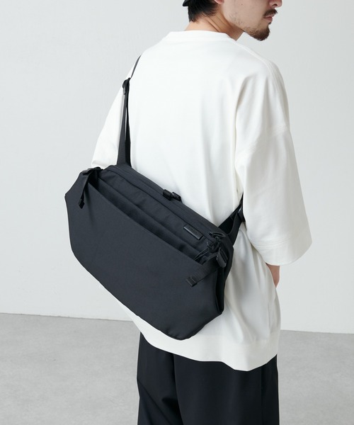 Cote&Ciel（コートエシエル）の「【Cote＆Ciel / コートエシエル】22SS RISS ECO YARN / JAPAN LIMITED(メッセンジャーバッグ)（メッセンジャーバッグ・メンズ・グレー/ブラック・FREE）」の11枚目の写真