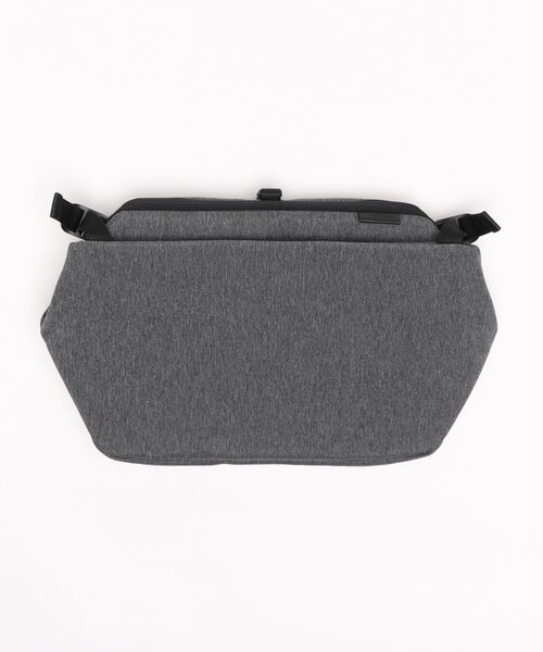 Cote&Ciel（コートエシエル）の「【Cote＆Ciel / コートエシエル】22SS RISS ECO YARN / JAPAN LIMITED(メッセンジャーバッグ)（メッセンジャーバッグ・メンズ・グレー/ブラック・FREE）」の15枚目の写真