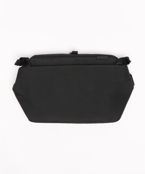 Cote&Ciel（コートエシエル）の「【Cote＆Ciel / コートエシエル】22SS RISS ECO YARN / JAPAN LIMITED(メッセンジャーバッグ)（メッセンジャーバッグ・メンズ・グレー/ブラック・FREE）」の16枚目の写真