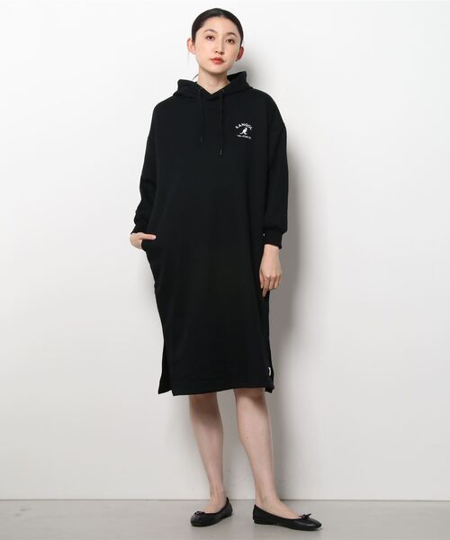 KANGOL（カンゴール）の「カンゴール KANGOL 裏起毛スウェットロング丈ワンピース（ワンピース・レディース・ブラウン/ブラック・S/XL/L/M）」の2枚目の写真