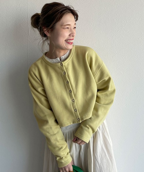 w closet（ダブルクローゼット）の「スウェットクルーネックカーディガン（カーディガン/ボレロ・レディース・ライム/グリーン/アイボリー/スミクロ/オレンジ系・FREE）」の7枚目の写真