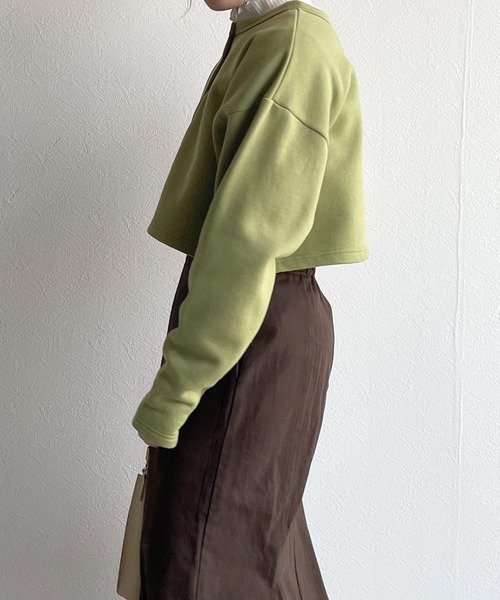 w closet（ダブルクローゼット）の「スウェットクルーネックカーディガン（カーディガン/ボレロ・レディース・ライム/グリーン/アイボリー/スミクロ/オレンジ系・FREE）」の21枚目の写真