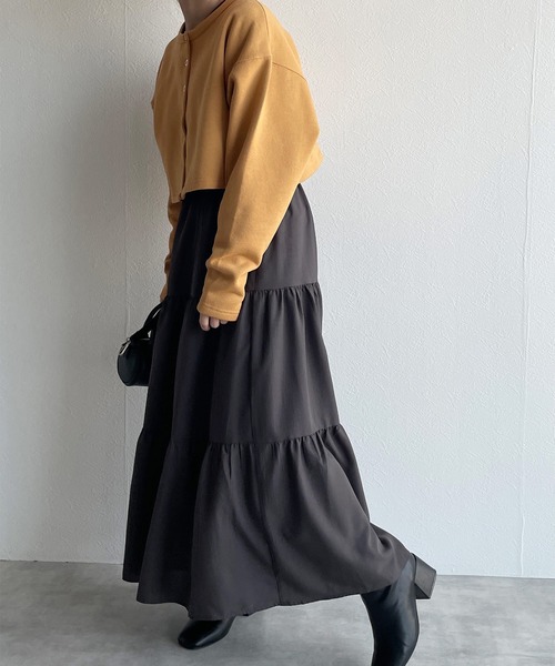 w closet（ダブルクローゼット）の「スウェットクルーネックカーディガン（カーディガン/ボレロ・レディース・ライム/グリーン/アイボリー/スミクロ/オレンジ系・FREE）」の13枚目の写真