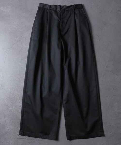FREAK'S STORE（フリークスストア）の「WEB限定 タックワイドストレートシルエット ワークパンツ/TCツイル/デニム/チノパンツ（チノパンツ・メンズ・ライトインディゴブルー/ベージュ/ダークインディゴブルー/ブラック/オフホワイト/オリーブ・LARGE/SMALL/MEDIUM）」の15枚目の写真