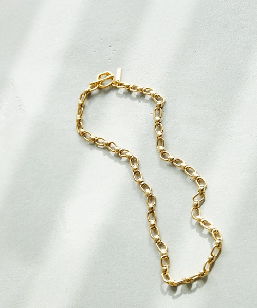 ROPE'（ロペ）の「ボリュームチェーンショートネックレス（ネックレス・レディース・ゴールド/シルバー・FREE）」の2枚目の写真