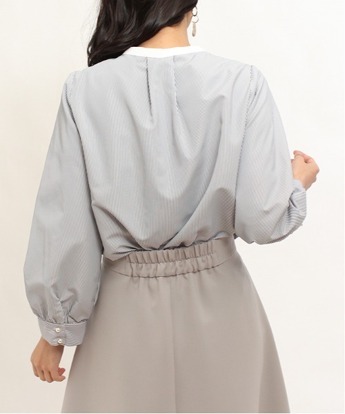 TRUDEA(トルディア)の「配色バンドカラーSTブラウス(シャツ/ブラウス・レディース・ホワイト×ネイビー/ホワイト×ブルー・SMALL/MEDIUM/LARGE)」の13枚目の写真