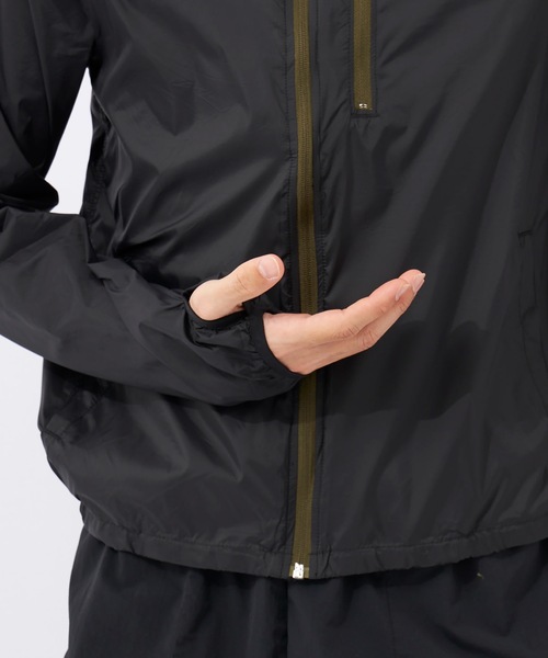 FILA(フィラ)の「【FILA:フィラ】ポケッタブルジャケット ユニセックス(ブルゾン・メンズ・ブラック/ブルー/グリーン・SMALL/MEDIUM/LARGE/X-LARGE)」の13枚目の写真