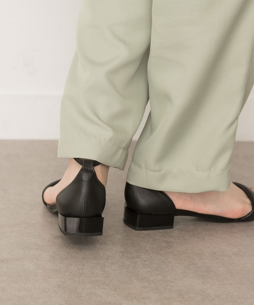 RODE SKO(ロデスコ)の「『MADE IN JAPAN』アンクルストラップサンダル(サンダル・レディース・アイボリー/ブラック・36/37/38)」の3枚目の写真