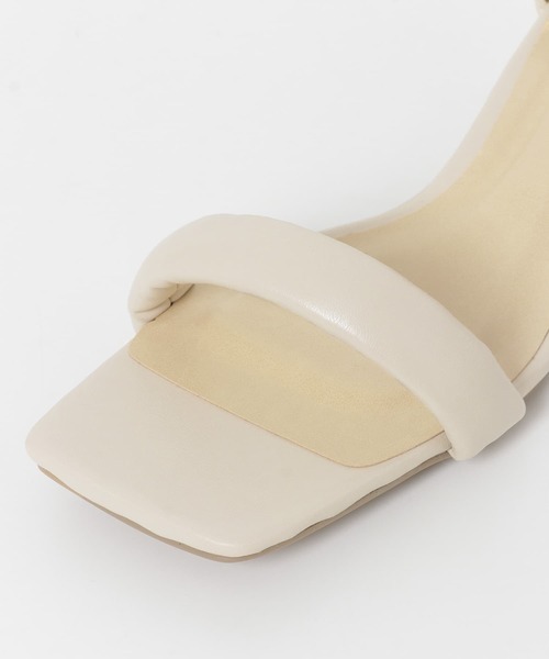 RODE SKO(ロデスコ)の「『MADE IN JAPAN』アンクルストラップサンダル(サンダル・レディース・アイボリー/ブラック・36/37/38)」の6枚目の写真