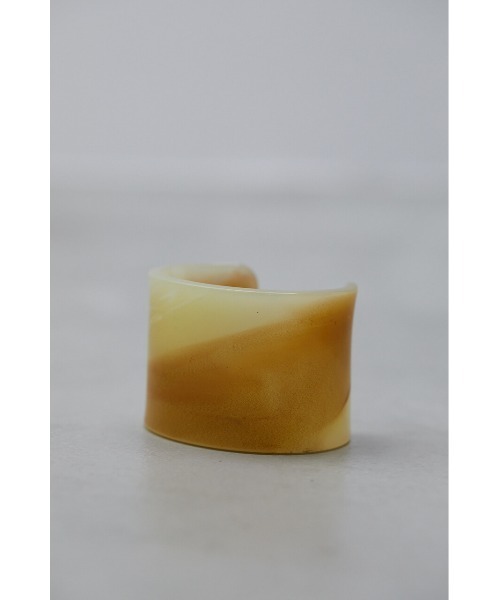 STYLEMIXER（スタイルミキサー）の「マーブルワイドバングル（バングル/リストバンド・レディース・ライトブラウン/ベージュ・FREE）」の3枚目の写真