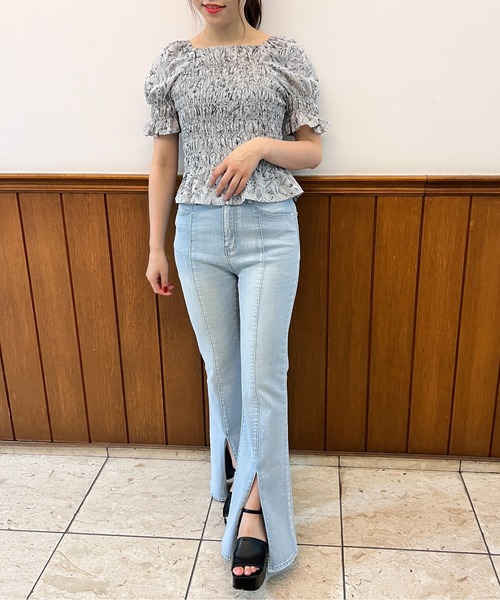 TORTE（トルテ）の「袖フレアシャーリングブラウス（シャツ/ブラウス・レディース・ホワイト/ホワイト系その他/グレー系その他/ライトピンク/ブラック・FREE）」の18枚目の写真