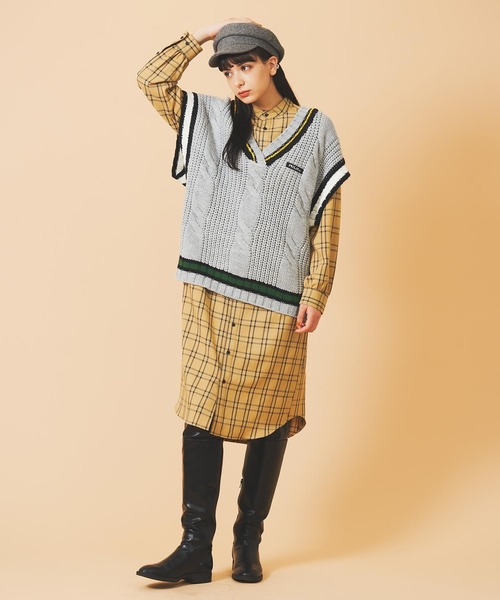 MILKFED.（ミルクフェド）の「BACK LOGO PLAID SHIRT DRESS（ワンピース・レディース・ベージュ/ライトグレー/グリーン・ONE SIZE）」の8枚目の写真