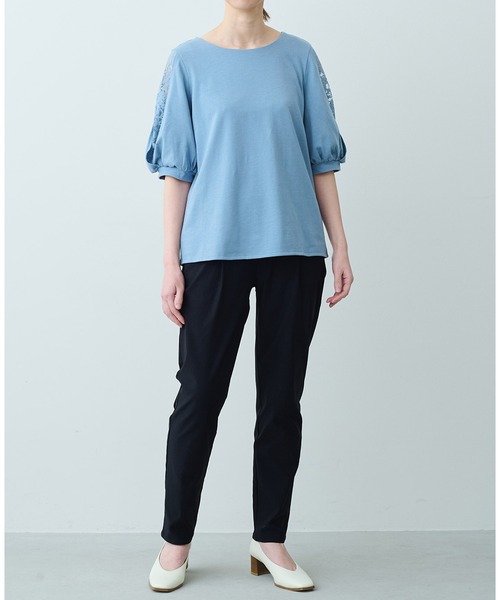 IEDIT(イディット)の「IEDIT 袖スリット&レース遣いの抗菌防臭カットソートップス(Tシャツ/カットソー・レディース・ブラック/ブルー・MEDIUM/XX-LARGE/LARGE/X-LARGE/SMALL)」の8枚目の写真