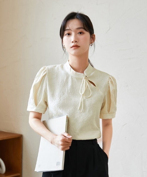 MANGROVE（マングローブ）の「ジャガードチャイナブラウス（シャツ/ブラウス・レディース・アイボリー・FREE）」の2枚目の写真