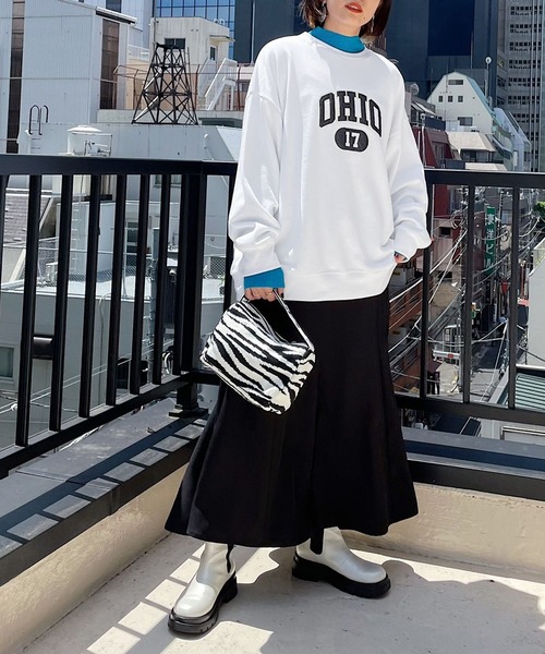 PAGEBOY（ページボーイ）の「カレッジスウェットプルオーバー（スウェット・レディース・ブラック/オートミール/オフホワイト・FREE）」の7枚目の写真