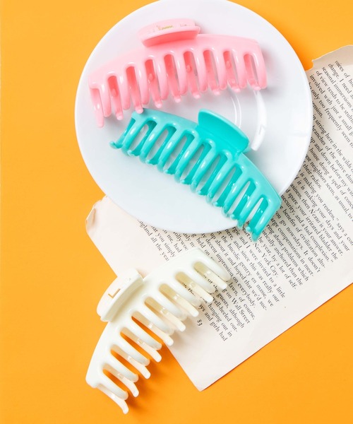 WEGO(ウィゴー)の「WEGO/BIGカラーバンスクリップ(バレッタ/ヘアクリップ・レディース・グリーン系その他/ピンク/オフホワイト/その他1・FREE)」の6枚目の写真