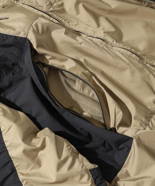 THE NORTH FACE PURPLE LABEL（ザ ノースフェイス パープルレーベル）の「THE NORTH FACE PURPLE LABEL × BEAMS / 別注 マウンテン ウインド パーカ（マウンテンパーカー・メンズ・ベージュ/ブルー系その他・L/XL）」の12枚目の写真