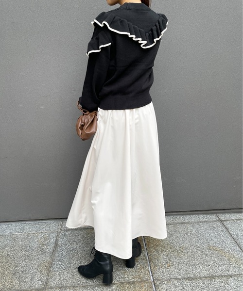 Meli rich（メリーリッチ）の「トレンドライクに。ヨークフリルバイカラーニット（ニット/セーター・レディース・ブラック/グリーン/アイボリー・MEDIUM）」の10枚目の写真