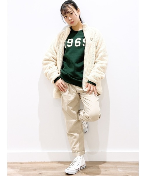 GAP（ギャップ）の「ハイライズ プリーツ テーパード コーデュロイデニム（デニムパンツ・レディース・ベージュ/ブラウン/ブラウン系その他・2/0/4/6/8/10/00/000）」の17枚目の写真