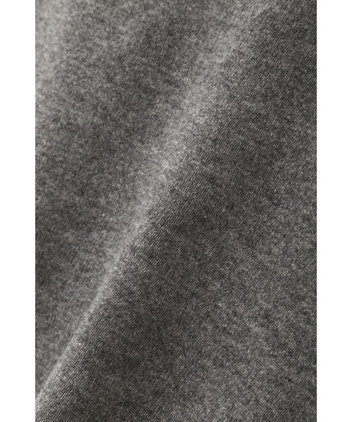 PINKY&DIANNE（ピンキーアンドダイアン）の「◆Ｄカン付きアシメカットプルオーバー（ニット/セーター・レディース・ブラック/グレー/レッド・38）」の17枚目の写真