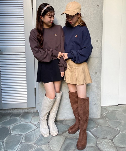 one after another NICE CLAUP（ワンアフターアナザーナイスクラップ）の「NCくま刺しゅうスウェット（スウェット・レディース・ネイビー/ブラウン/グリーン/アイボリー・FREE）」の9枚目の写真