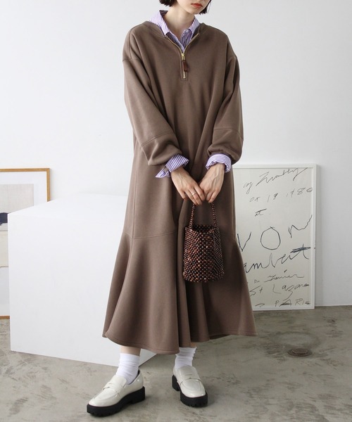 GeeRA（ジーラ）の「前後2WAYマーメイド裏起毛ワンピース（ワンピース・レディース・ブラウン/ブラック/ブルー・SMALL/MEDIUM/LARGE/X-LARGE）」の8枚目の写真