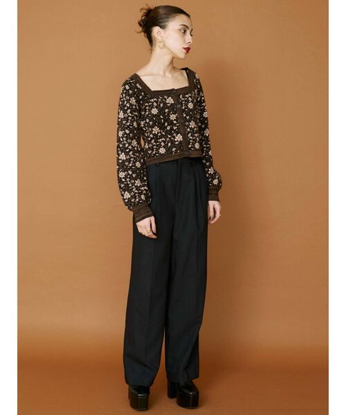 EVRIS（エヴリス）の「フロントボタンフラワージャガードニットトプス（ニット/セーター・レディース・グリーン/ブラック・FREE）」の7枚目の写真