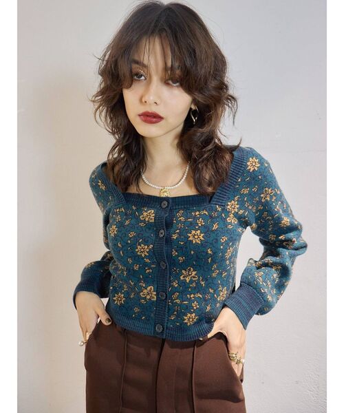 EVRIS（エヴリス）の「フロントボタンフラワージャガードニットトプス（ニット/セーター・レディース・グリーン/ブラック・FREE）」の9枚目の写真