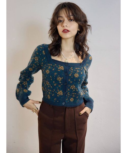 EVRIS（エヴリス）の「フロントボタンフラワージャガードニットトプス（ニット/セーター・レディース・グリーン/ブラック・FREE）」の10枚目の写真