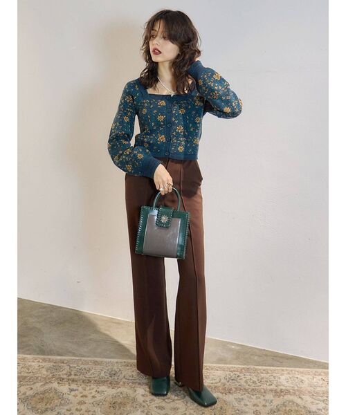 EVRIS（エヴリス）の「フロントボタンフラワージャガードニットトプス（ニット/セーター・レディース・グリーン/ブラック・FREE）」の12枚目の写真