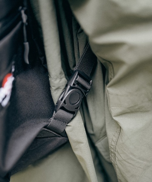 BAGJACK(バッグジャック)の「DAYPACK CLASSIC L BLACK(バックパック/リュック・メンズ・ブラック・FREE)」の7枚目の写真