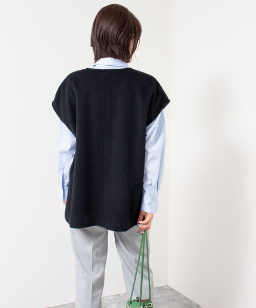 NOLLEY’S Sophi（ノーリーズソフィ）の「シャギーベスト（ベスト・レディース・ブラック/オフホワイト・38）」の7枚目の写真