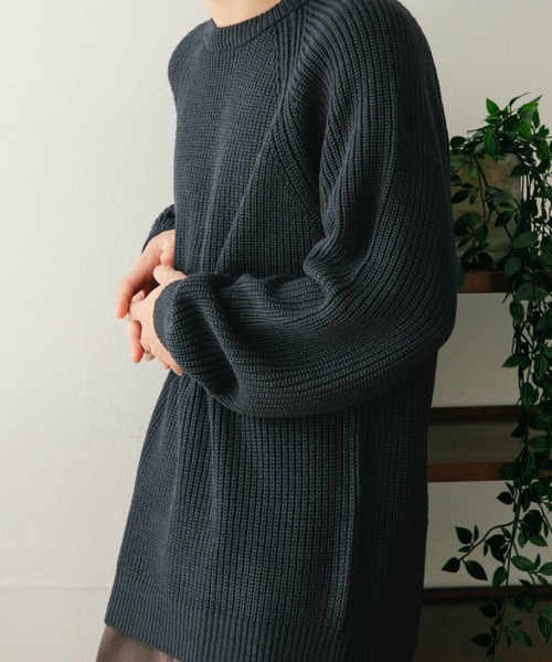 ITEMS URBANRESEARCH(アイテムズ アーバンリサーチ)の「マシンウォッシャブル 畦クルーネックニット(ニット/セーター・メンズ・ネイビー/グレー/レッド/オフホワイト・MEDIUM/LARGE)」の9枚目の写真