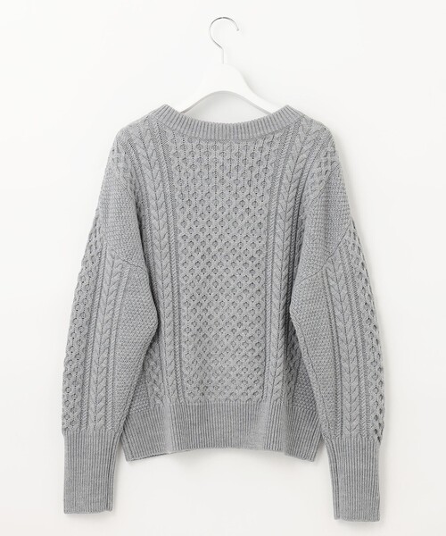 UNFILO(アンフィーロ)の「2WAY ケーブルニット(ニット/セーター・レディース・ライトグレー系/アイボリー系・SMALL/MEDIUM)」の7枚目の写真