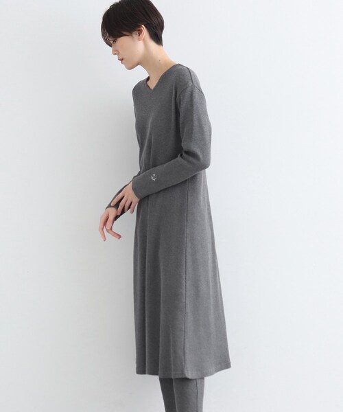 INDIVI(インディヴィ)の「【LIFE/SETUP可能】ワッフルフレアワンピース(ワンピース・レディース・ライトグレー系8/チャコール・34/38)」の14枚目の写真