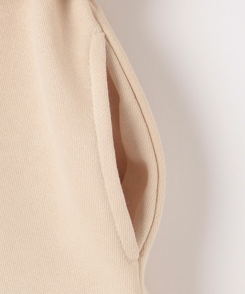 by LOVEiT(バイラビット)の「【WEB限定】ベルトつきワンピース(ワンピース・キッズ・ベージュ/ブラック/グリーン・120cm/160cm/130cm/140cm/150cm)」の4枚目の写真