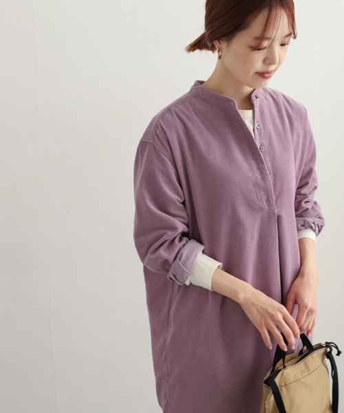 URBAN RESEARCH DOORS(アーバンリサーチドアーズ)の「コーデュロイワンピース(ワンピース・レディース・パープル/ナチュラル/グレー・MEDIUM)」の4枚目の写真