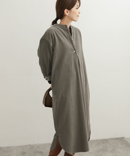 URBAN RESEARCH DOORS(アーバンリサーチドアーズ)の「コーデュロイワンピース(ワンピース・レディース・パープル/ナチュラル/グレー・MEDIUM)」の20枚目の写真