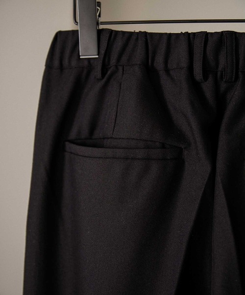Alfred Alex（アルフレッドアレックス）の「【Alfred Alex】ideal style slim slacks / TR-TWスリムストレートスラックス【セットアップ対応】（スラックス・メンズ・ブラック/アイボリー/ダークグリーン/チャコール/グレイッシュベージュ/ライトグレー・S/M/L）」の10枚目の写真