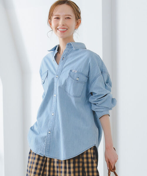 Lee（リー）の「Lee × B:MING by BEAMS / 別注 ルーズフィット シャツ（シャツ/ブラウス・レディース・ライトインディゴブルー/インディゴブルー・FREE）」の5枚目の写真